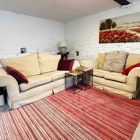 The Stables At Ihi Appartement *